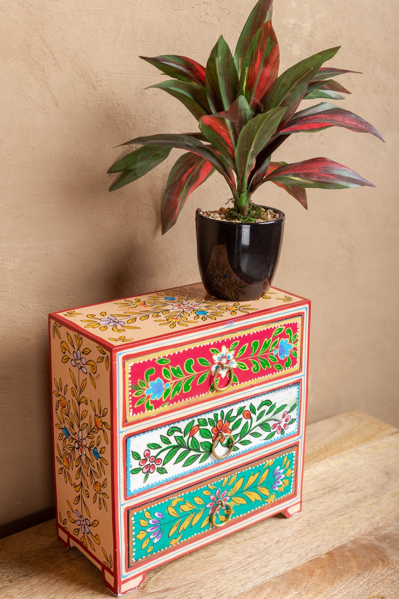 Traditional Floral Hand Painted Wooden Chest with 3 Drawers - Timeless Elegance and Functional Storage