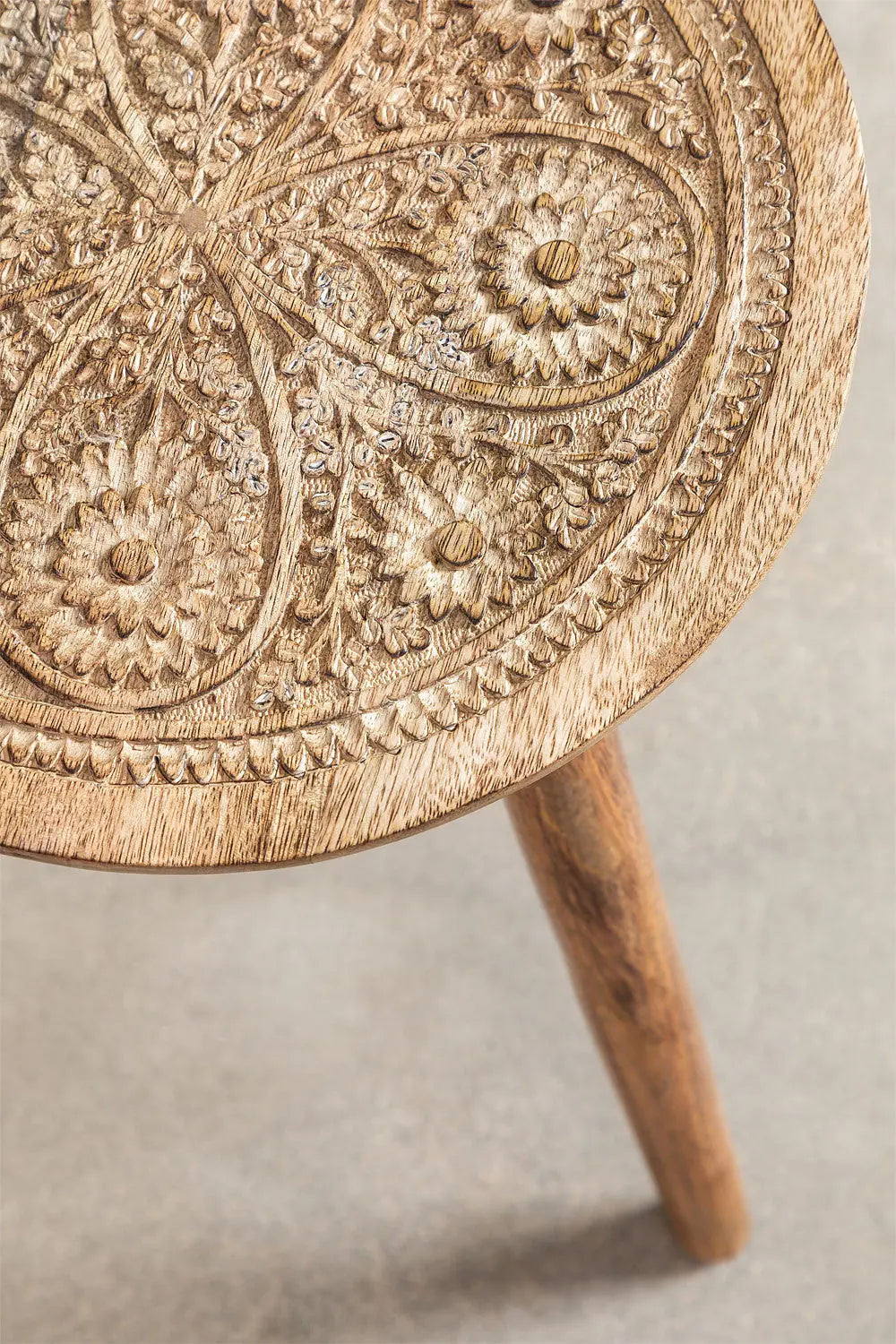 Handmade Nature's Elegance: Handcrafted Round Mango Wood Side Table - A Timeless Accent for Your Home End Table  Antique Wooden Furniture jlhomedecor2021.myshopify.com