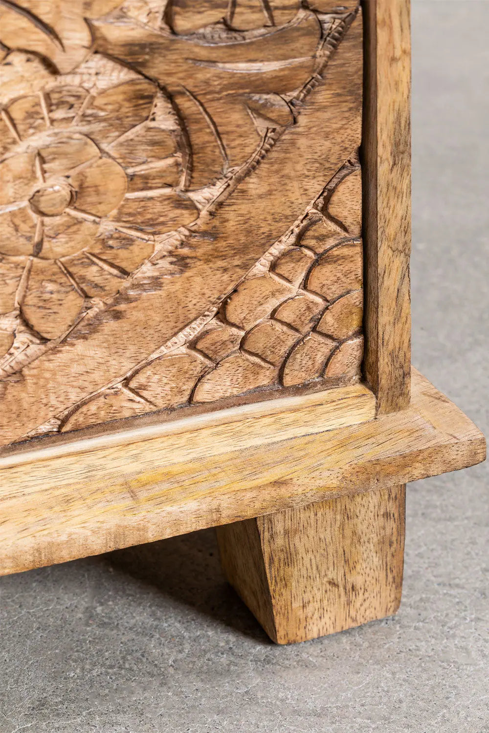 Stylish Functional Mango Wood Bedside Table Bedside Table  artisan craftsmanship jlhomedecor2021.myshopify.com