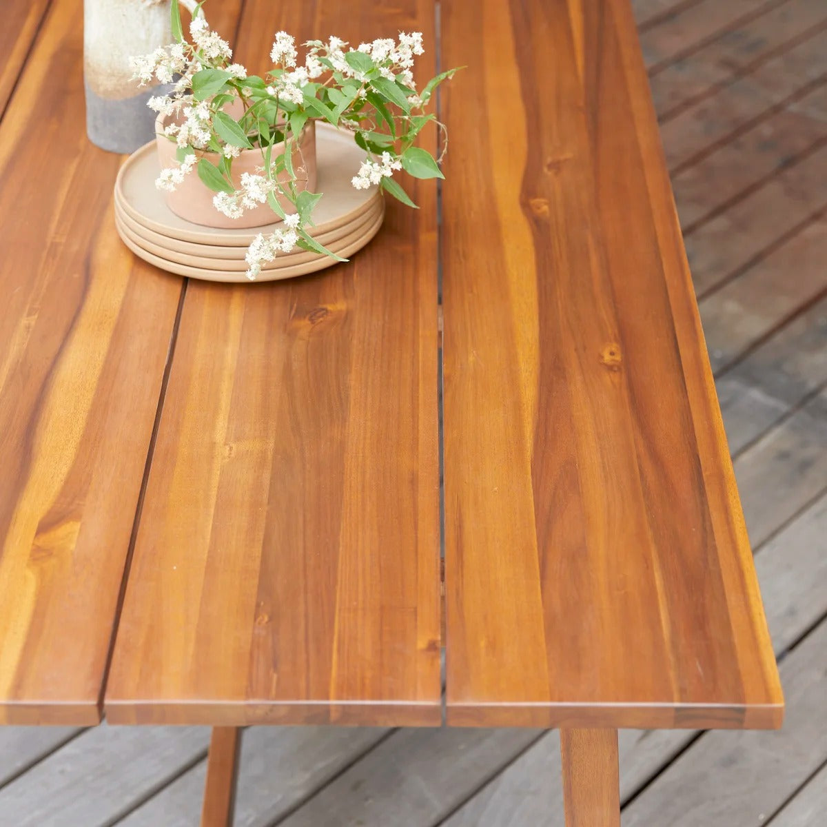 Solid acacia garden set with 4 chairs
