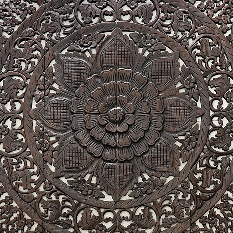 Eternal Blossom – Handcarved Round Wood Wall Panel in Natural Finish
