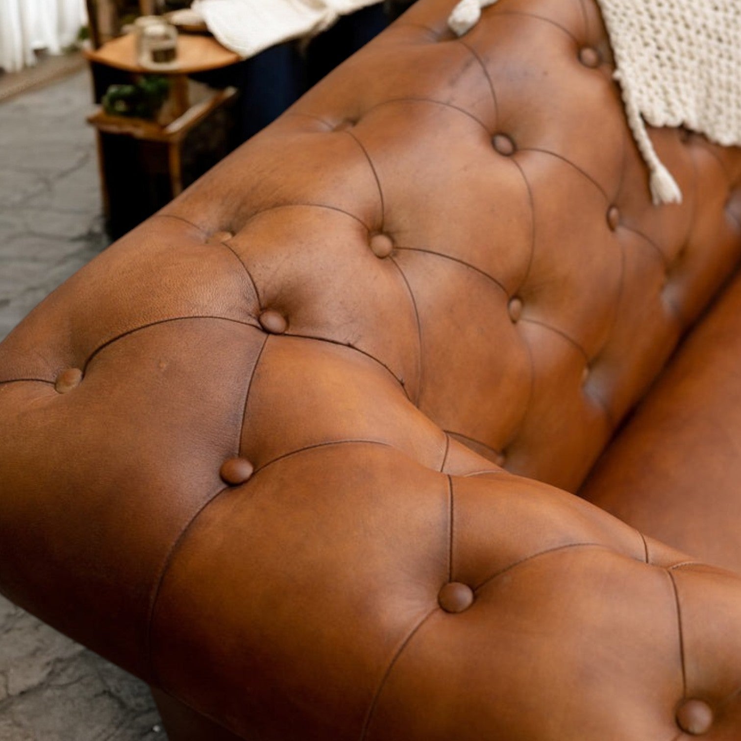 Luxurious Three Seater Sofas|3 seater sofa|brown sofa|4 seater sofa|leather sofa|sofa set|leather sofa set|sofa set for living room|lounge sofa|office sofa,