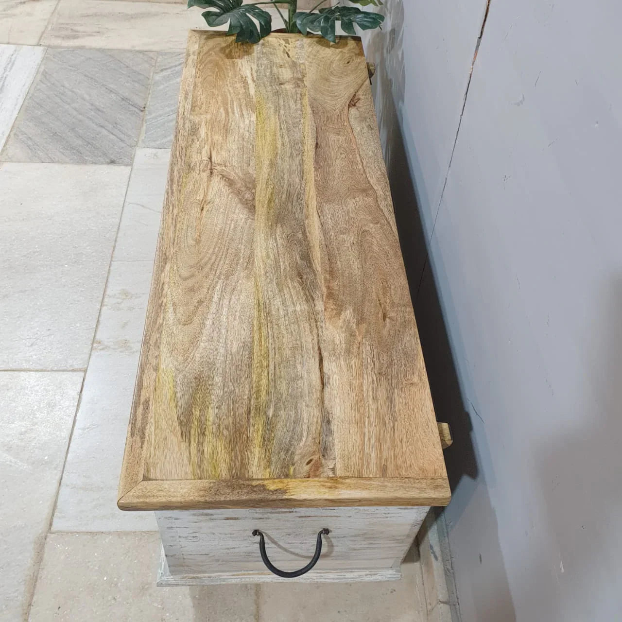 Hand‑Carved Antique Wooden Blanket Box — Whitewashed Finish, Floral Relief Panels, 115 × 45 × 40 cm