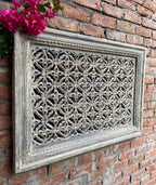 Hand‑Carved Jali Wall Panel in Mango Wood — Distressed Grey Indian Wall Decor, Lattice Carved Wooden Panel (41 × 30 in)