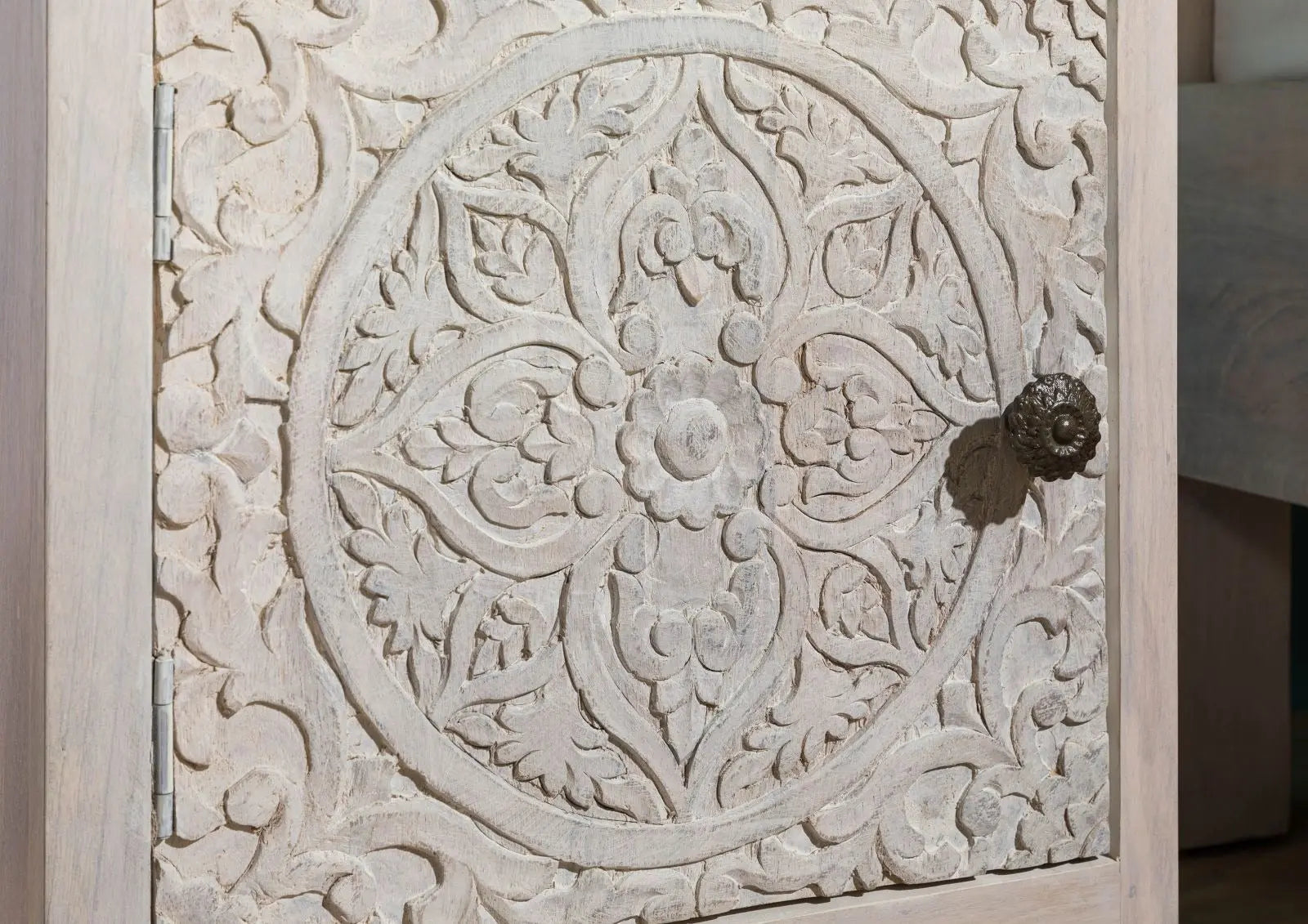 Bedside table (door hinged left) Mango 45x40x60 white Bedside Table 45cm x 40cm x 60cm carved bedside table jlhomedecor2021.myshopify.com