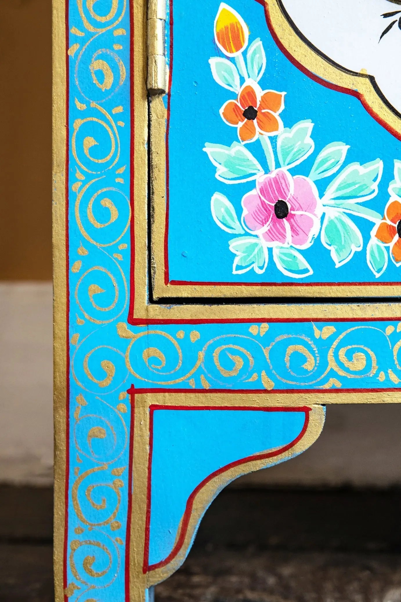 Indian Wooden Handmade Hand Painted Bedside Cabinet / SideBoard Table, Home Decor Table,Bedroom Table, Side Table By J.L.HOME DECOR Cabinet  Artisanal Furniture jlhomedecor2021.myshopify.com