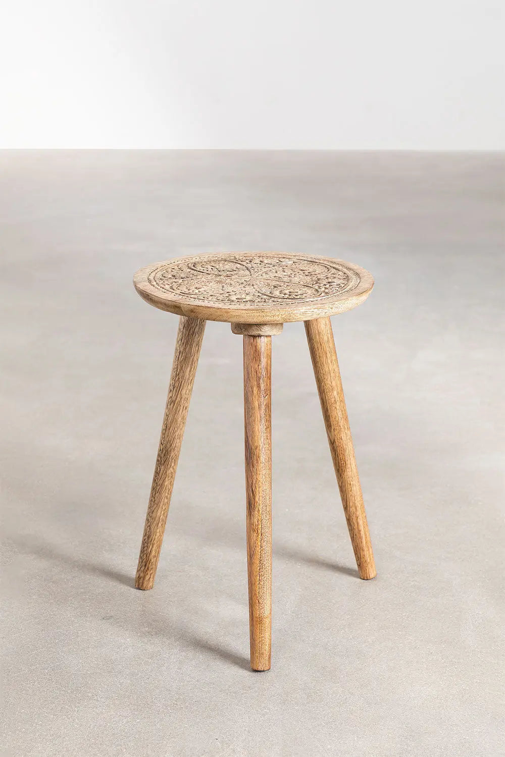 Handmade Nature's Elegance: Handcrafted Round Mango Wood Side Table - A Timeless Accent for Your Home End Table Antique Wooden Furniture jlhomedecor2021.myshopify.com