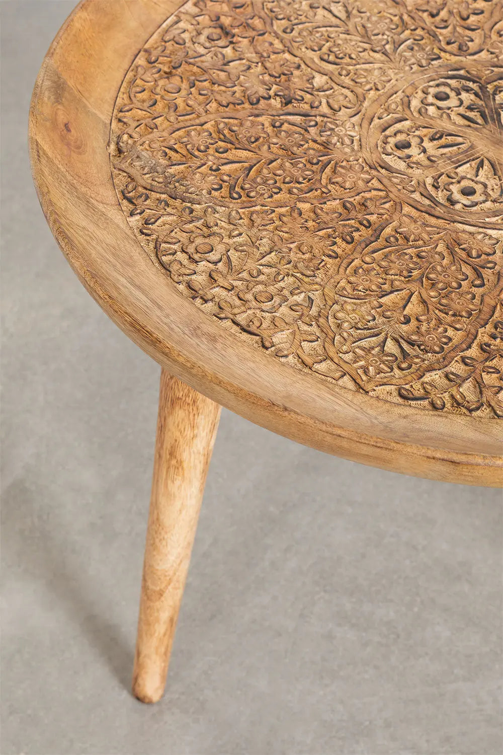 Handmade Nature's Elegance: Handcrafted Round Mango Wood Side Table (40 cm) - A Timeless Accent for Your Home End Table Antique Wooden Furniture jlhomedecor2021.myshopify.com