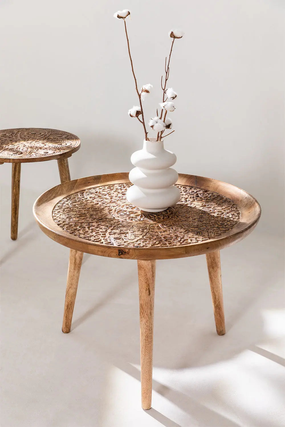Handmade Nature's Elegance: Handcrafted Round Mango Wood Side Table (40 cm) - A Timeless Accent for Your Home End Table Antique Wooden Furniture jlhomedecor2021.myshopify.com