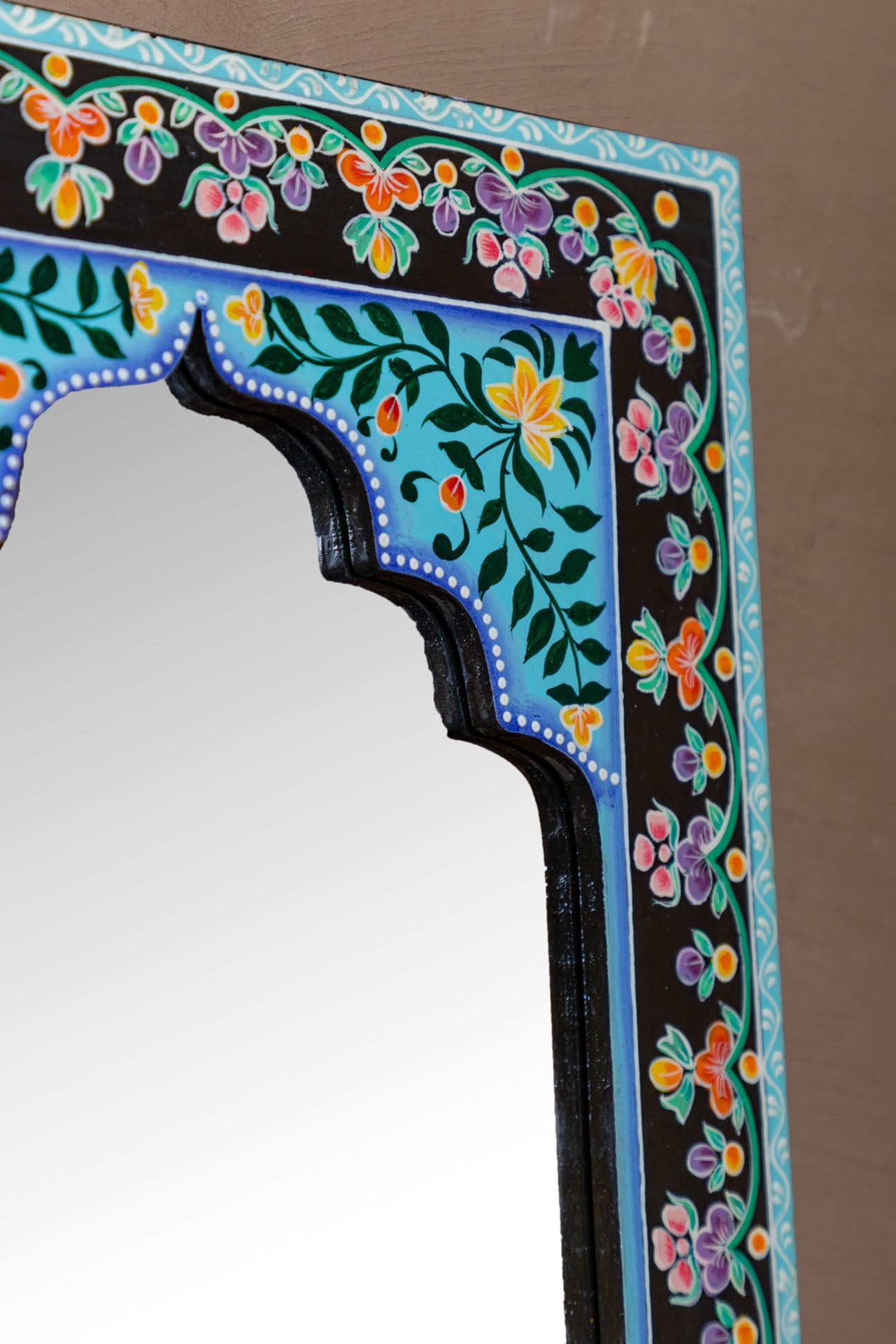 Black Mandir Wooden Mirror with Mehandi Work