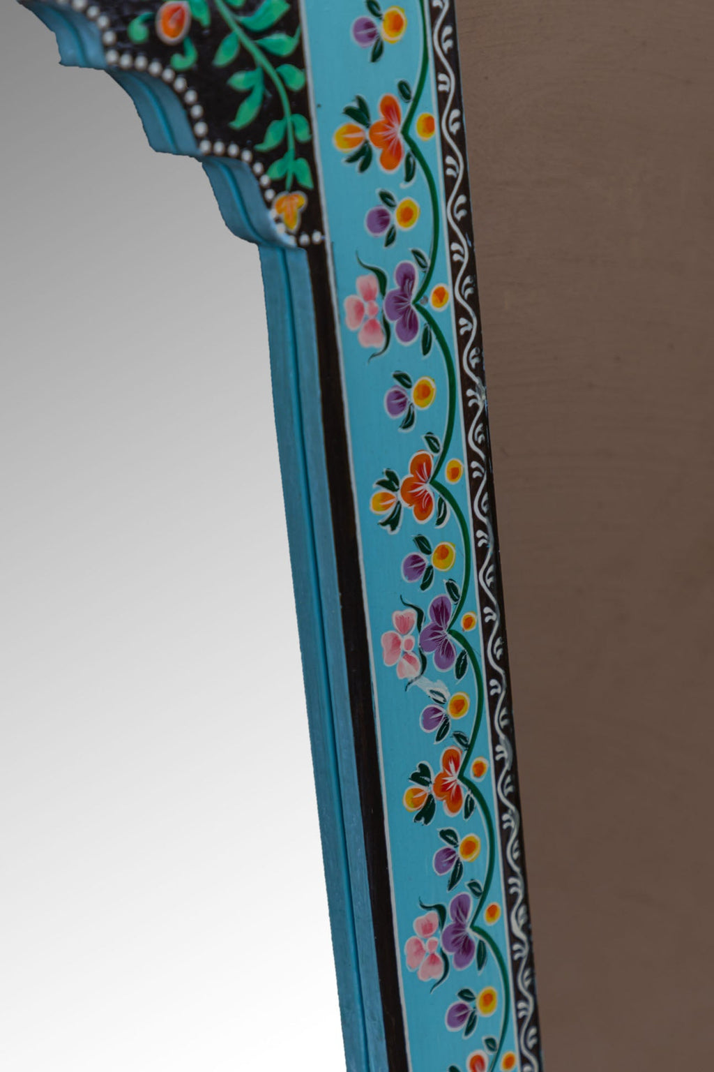 Aqua Mandir Wooden Mirror with Mehandi Work