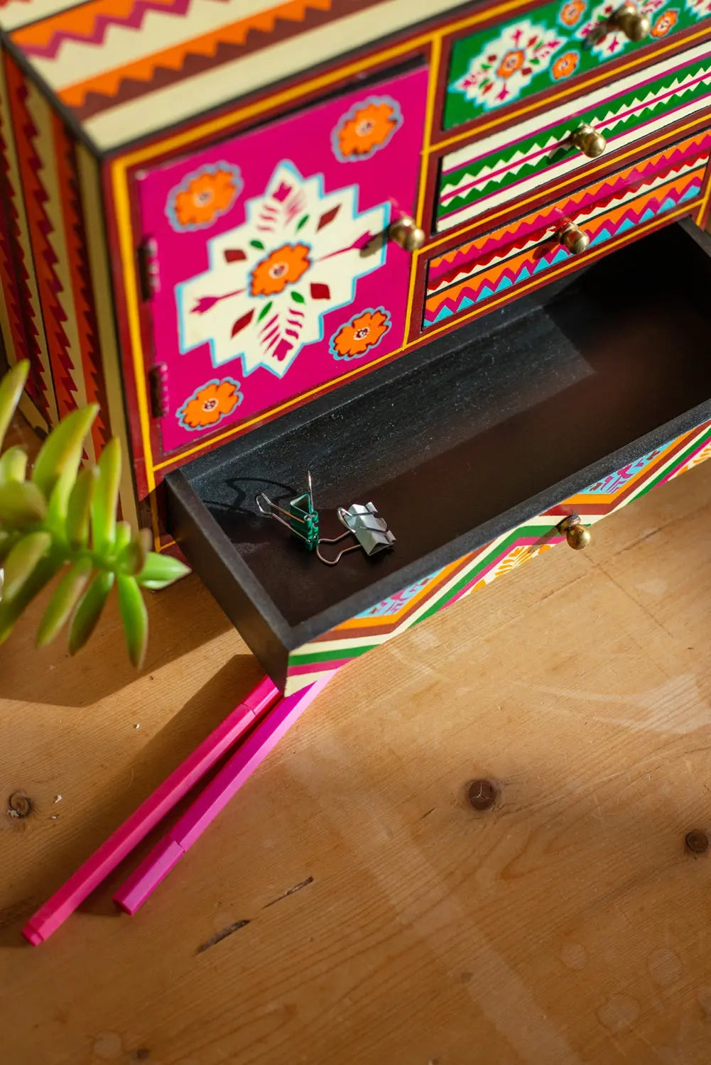Indian Wooden Handcrafted Handmade Hand Painted Chest of Drawers for Home Decor ,Bedroom Table,Side Table Chest of Drawer Antique Decor jlhomedecor2021.myshopify.com