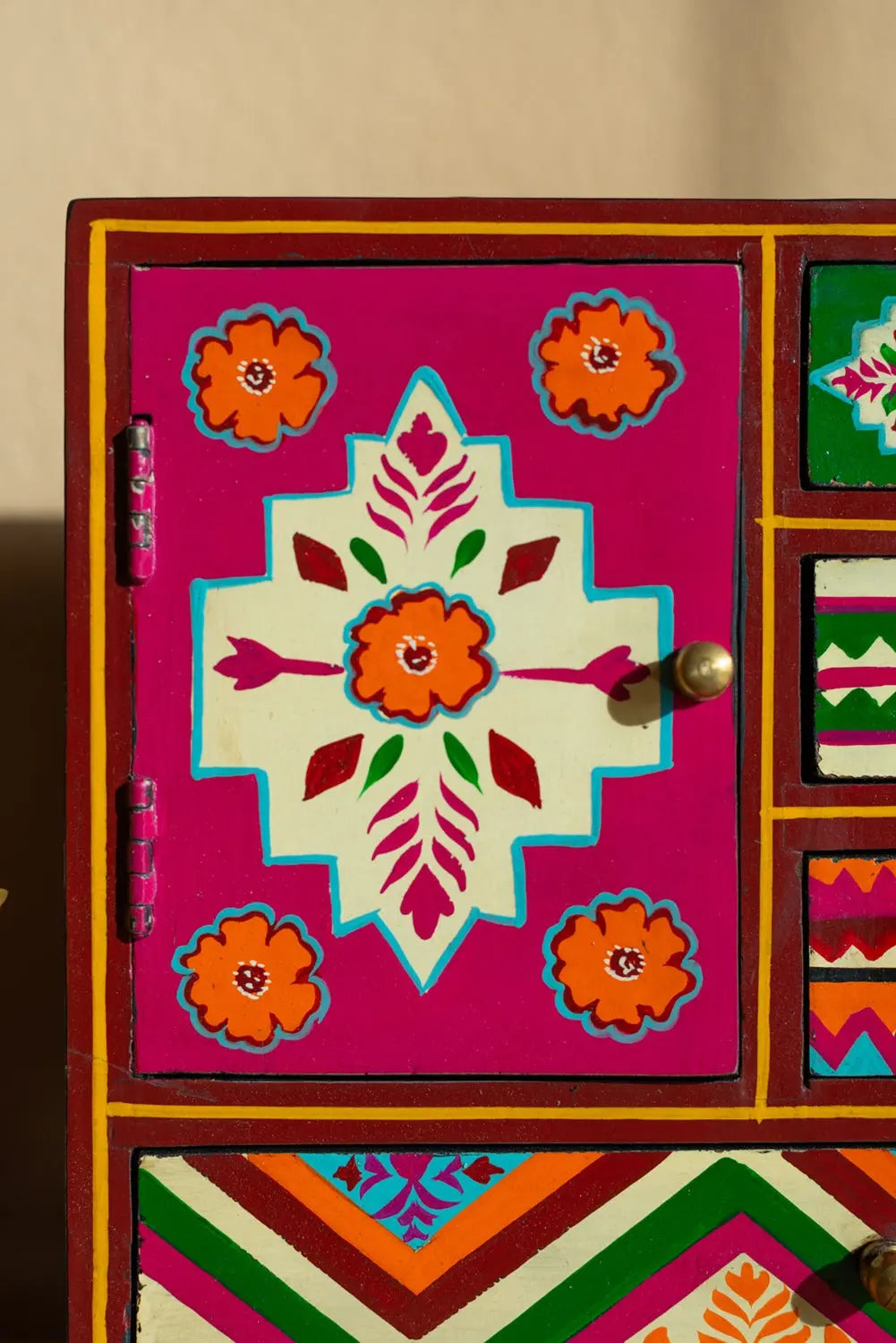 Indian Wooden Handcrafted Handmade Hand Painted Chest of Drawers for Home Decor ,Bedroom Table,Side Table Chest of Drawer Antique Decor jlhomedecor2021.myshopify.com