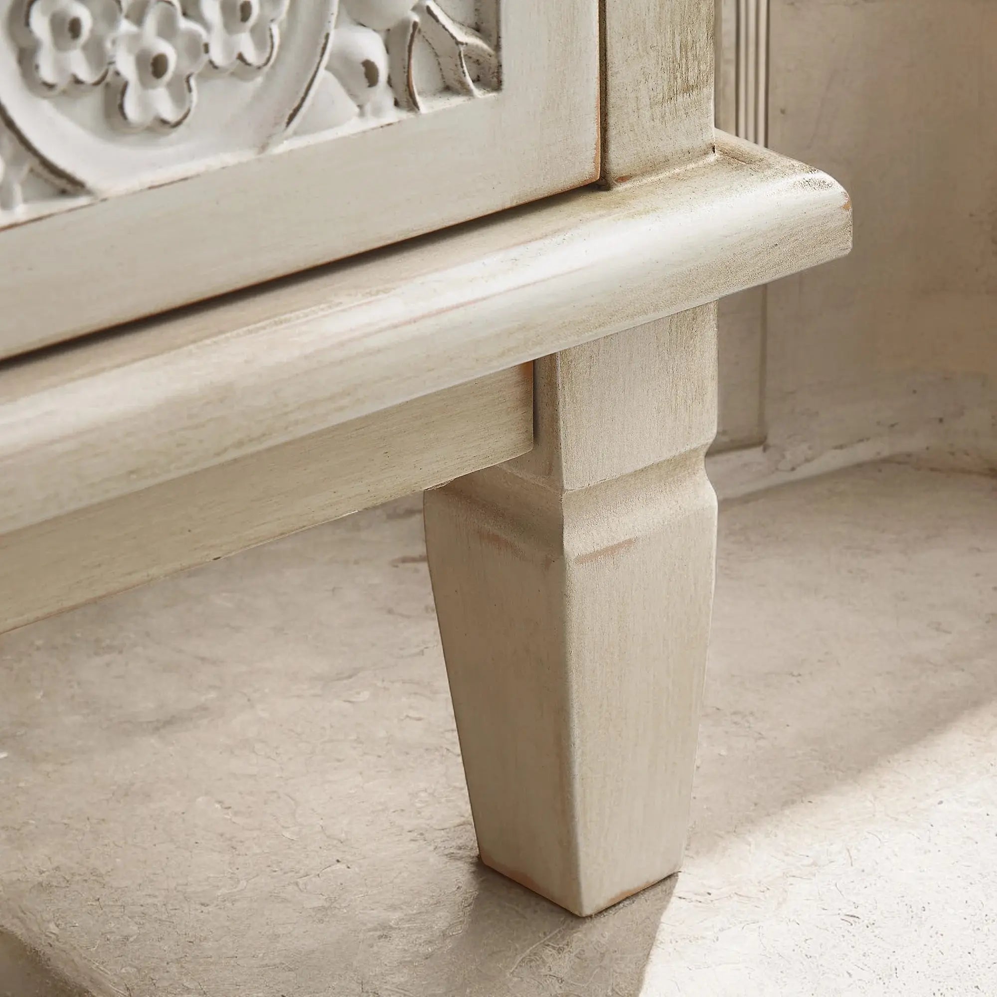 Whitewashed Carved 3 over 4 Drawer Dresser | Carved Wooden Chest of Drawer Vintage Finish | Carved Flower Mango Wood Solid DRESSER  antique furniture shop​ jlhomedecor2021.myshopify.com