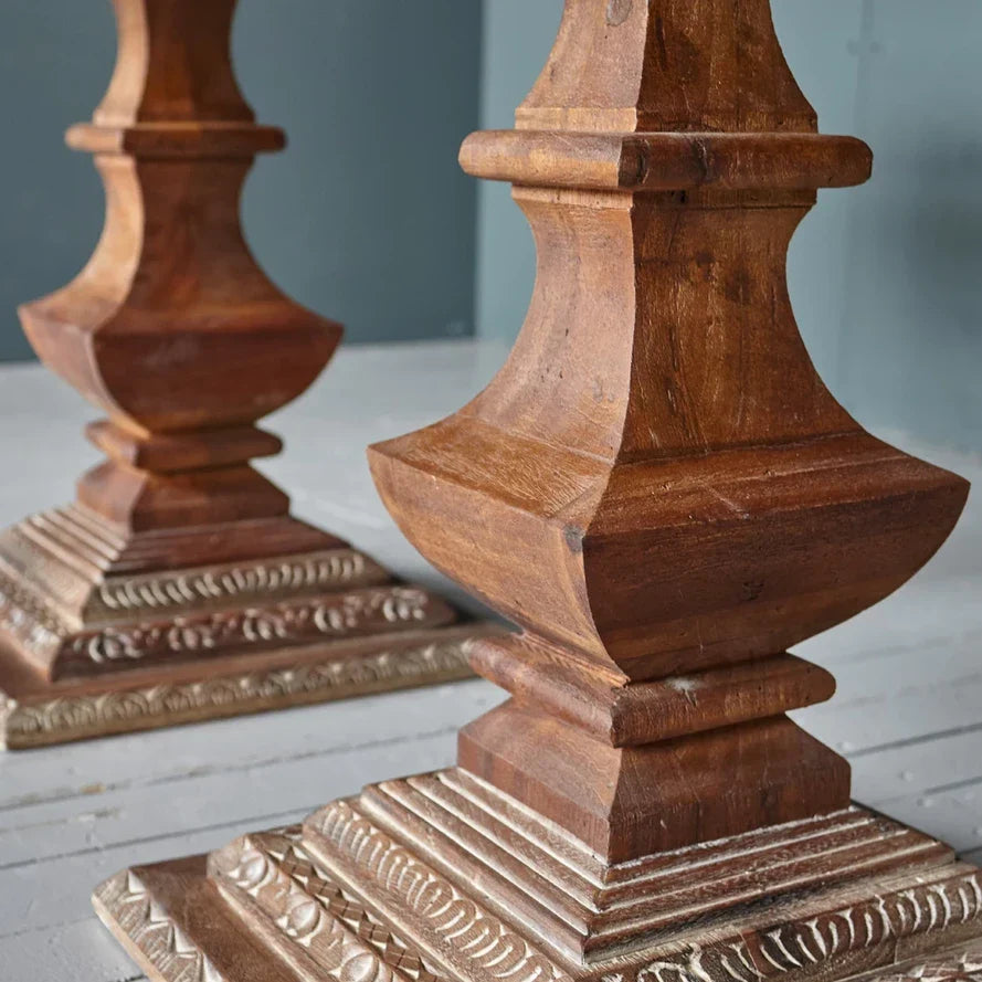 Hand‑Carved Mango Wood Dining Table — Solid Wood 6‑8 Seater, Artisan Detailing, 200 × 90 × 78 cm (65 kg)