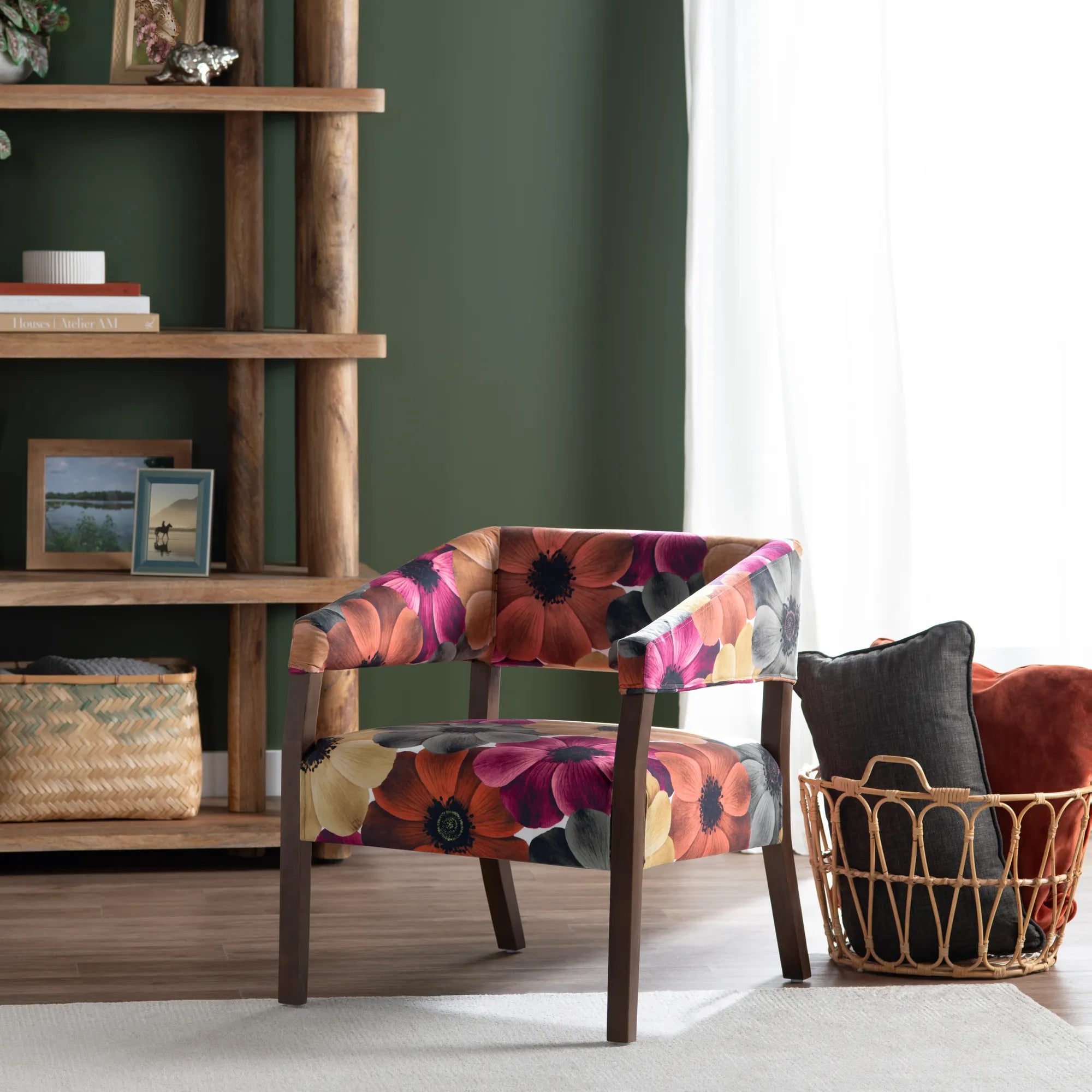 blossom accent chair