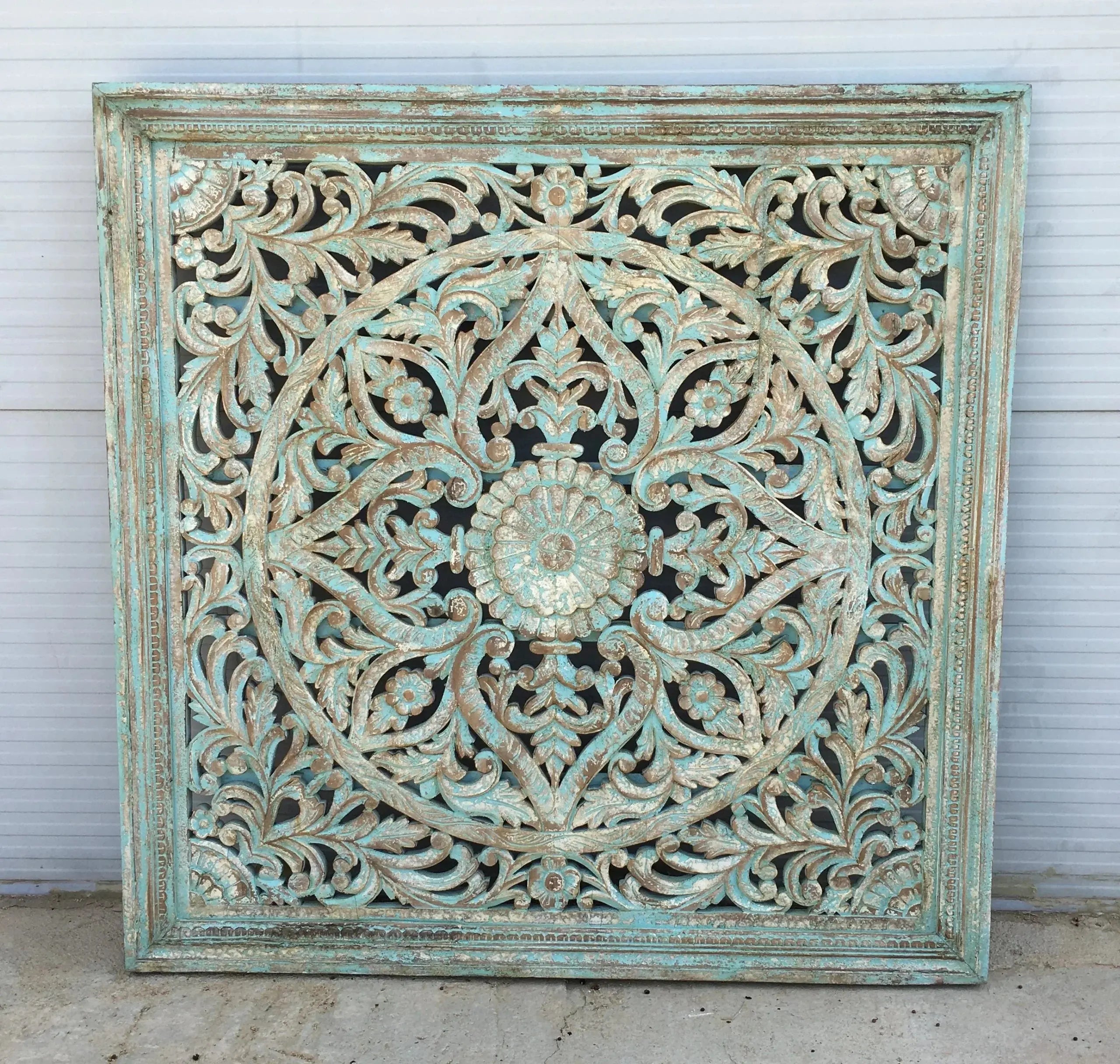 Hand‑Carved Mango Wood Wall Panel — Distressed Green, Floral Openwork Medallion, 100 × 100 cm Headboard  3D wall decor jlhomedecor2021.myshopify.com