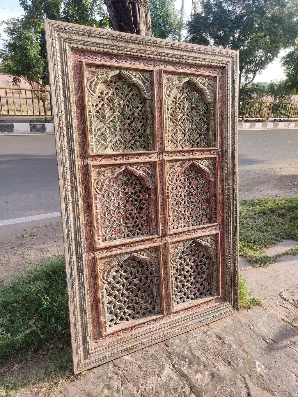 Hand‑Carved Floral Wall Panel — Indian Mango Wood, Distressed Finish, 180 × 120 cms