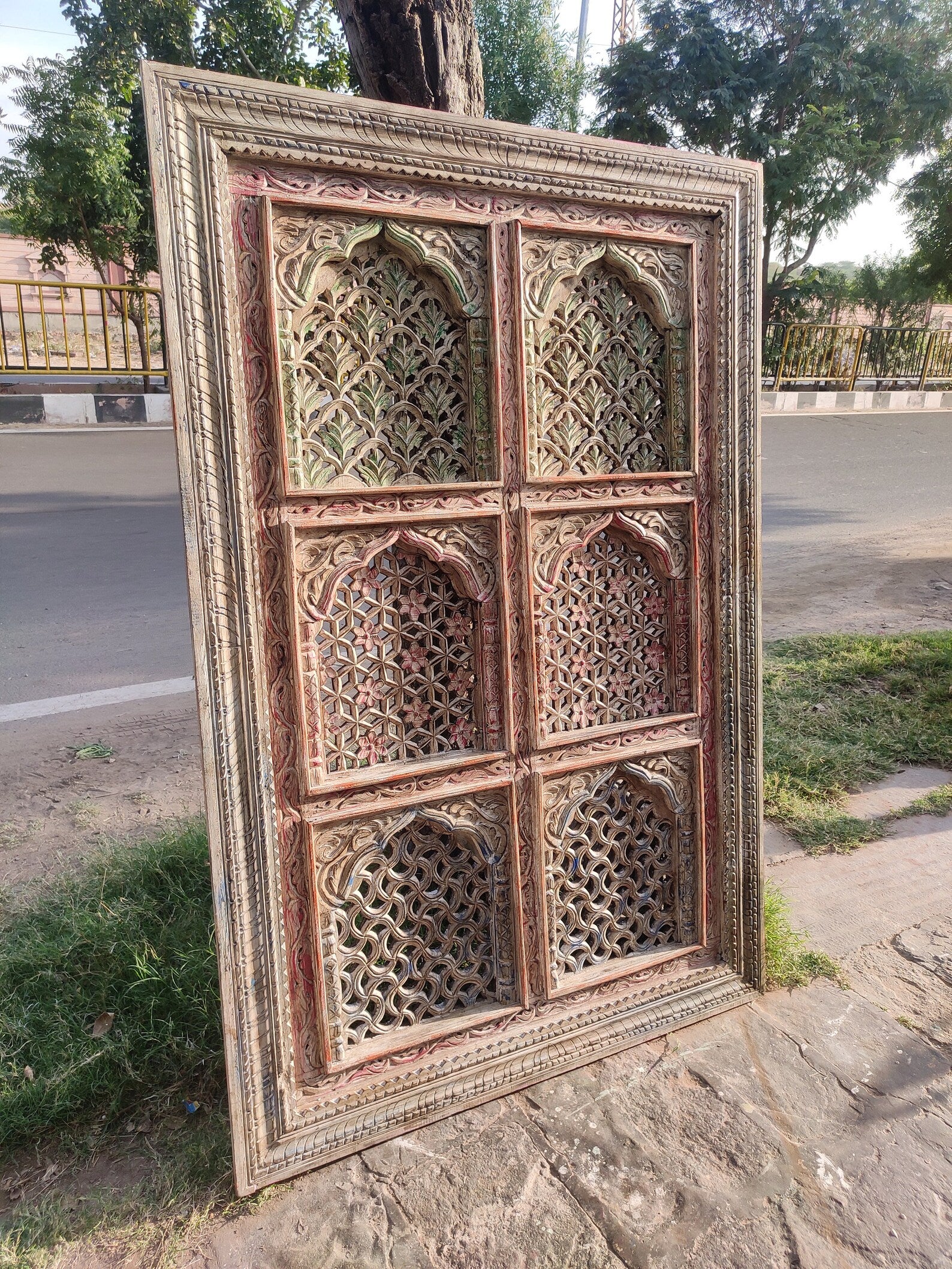 Hand‑Carved Floral Wall Panel — Indian Mango Wood, Distressed Finish, 180 × 120 cms