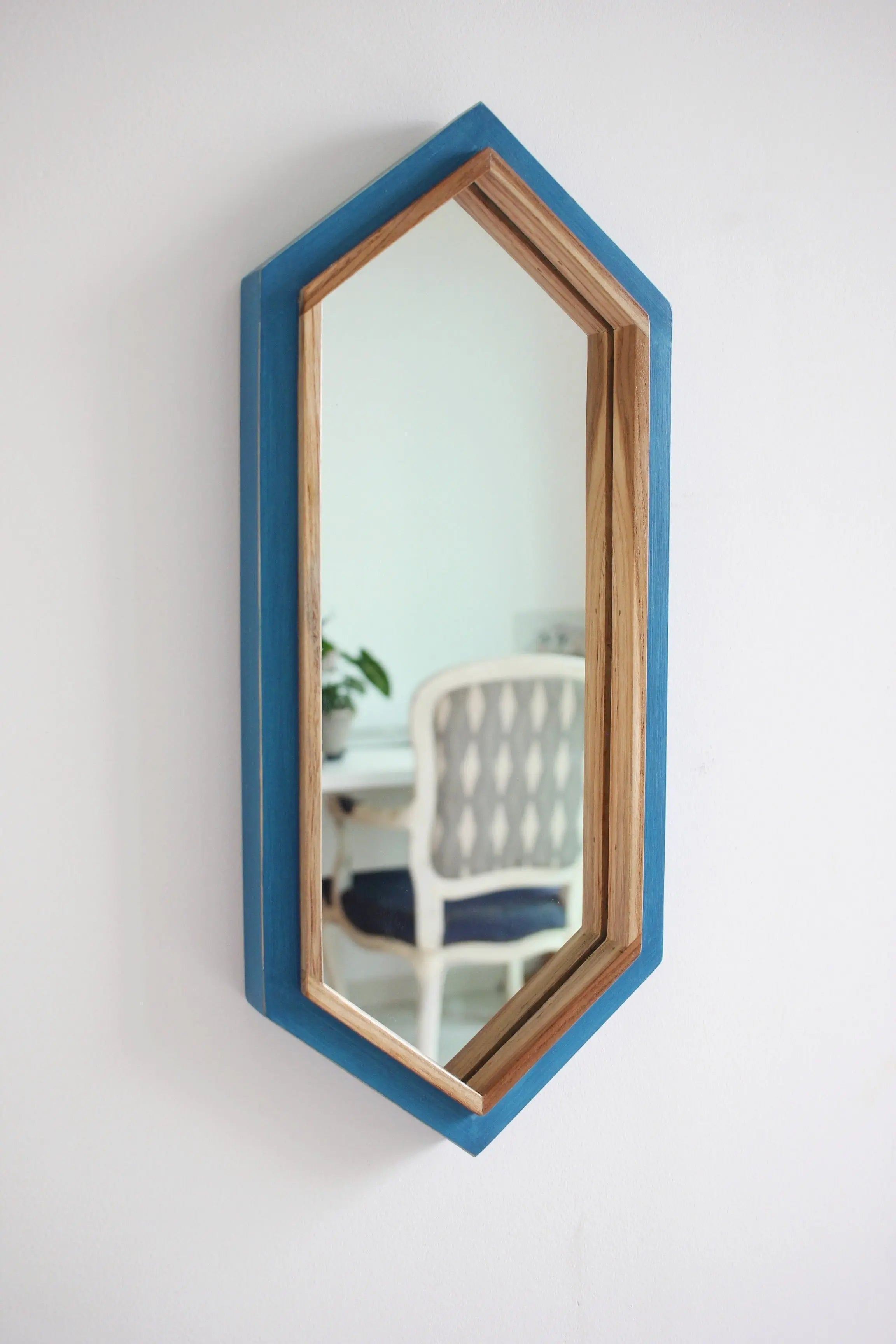 Long Diamond Mirror Mirror  J.L.HOME DECOR Long Diamond Mirror Wall Mirror Modern Flair Sophisticated Decor Home Accent Diamond-Shaped Mirror 9" x 19" Size Versatile Design Premium Craftsmanship jlhomedecor2021.myshopify.com