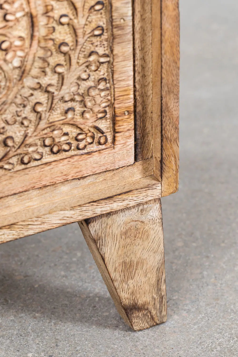 Mango Wood Chest of Drawers : Ample Storage with Timeless Charm Chest of Drawer  Artisan Craftsmanship jlhomedecor2021.myshopify.com