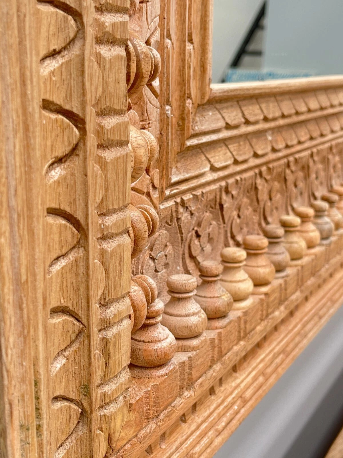 Elegance Revived Horizontal Mirror Antique Wooden Frame | Wall Decor Elegance