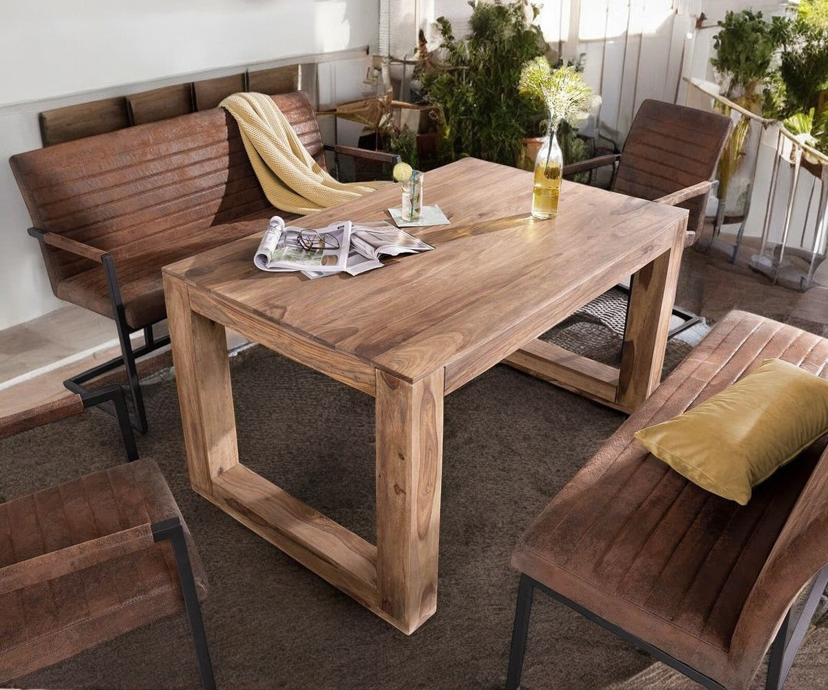 Durable restaurant tables and chairs for cafes and dining establishments.
