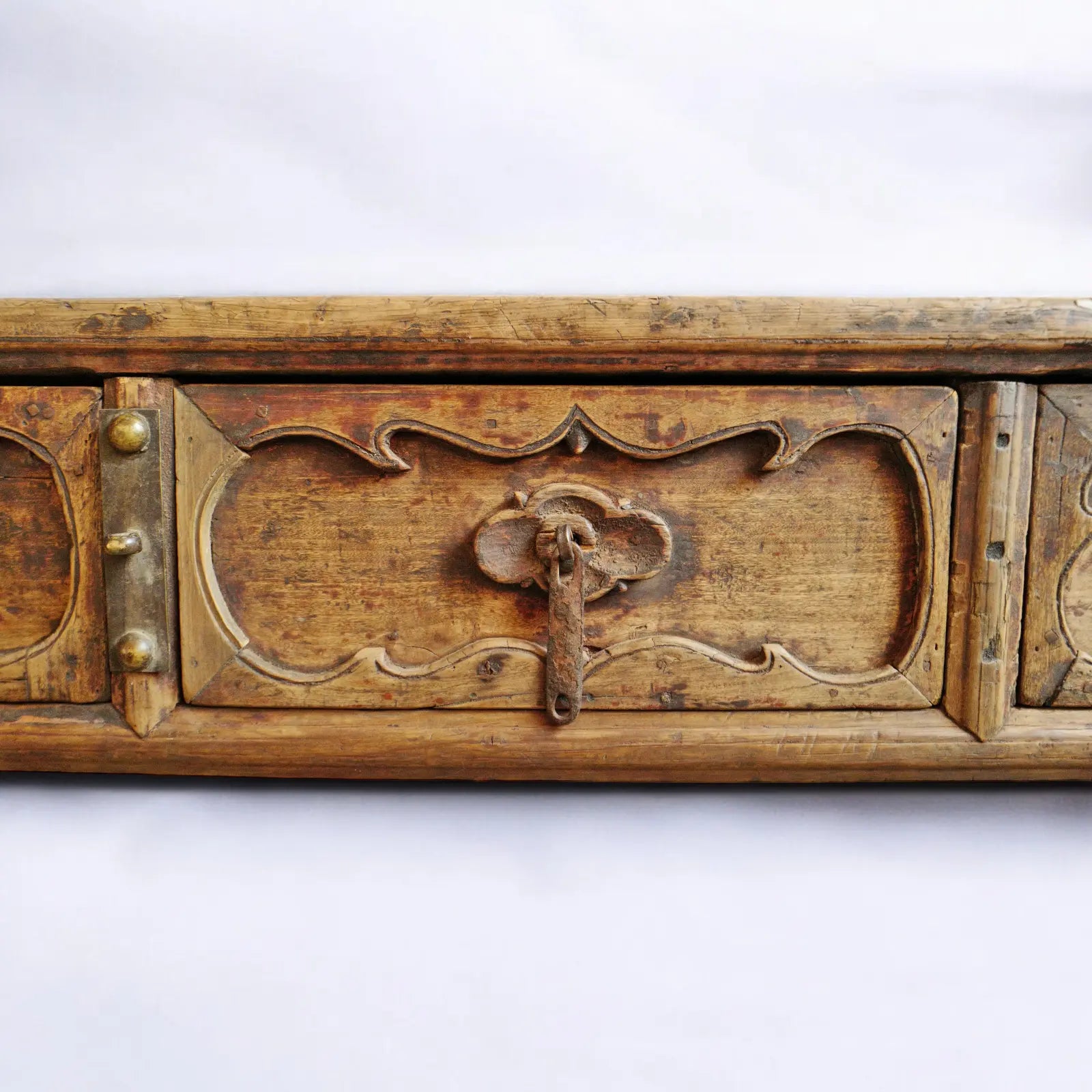 Antique Traditional Hand Carved Three Drawer Console Table Console Table  Antique Console Table jlhomedecor2021.myshopify.com