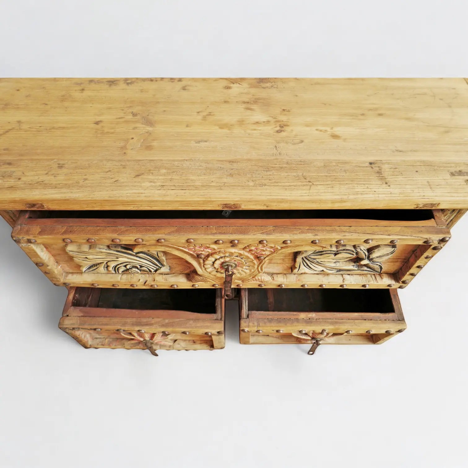 Authentic Village Style Carving Console Table Console Table  Antique Carved Wood Console jlhomedecor2021.myshopify.com