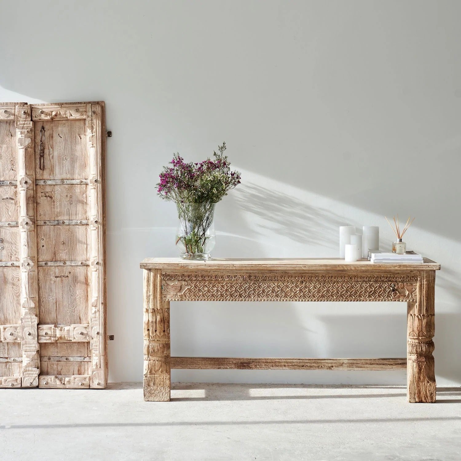 Amogha Console - J.L.HOME DECOR